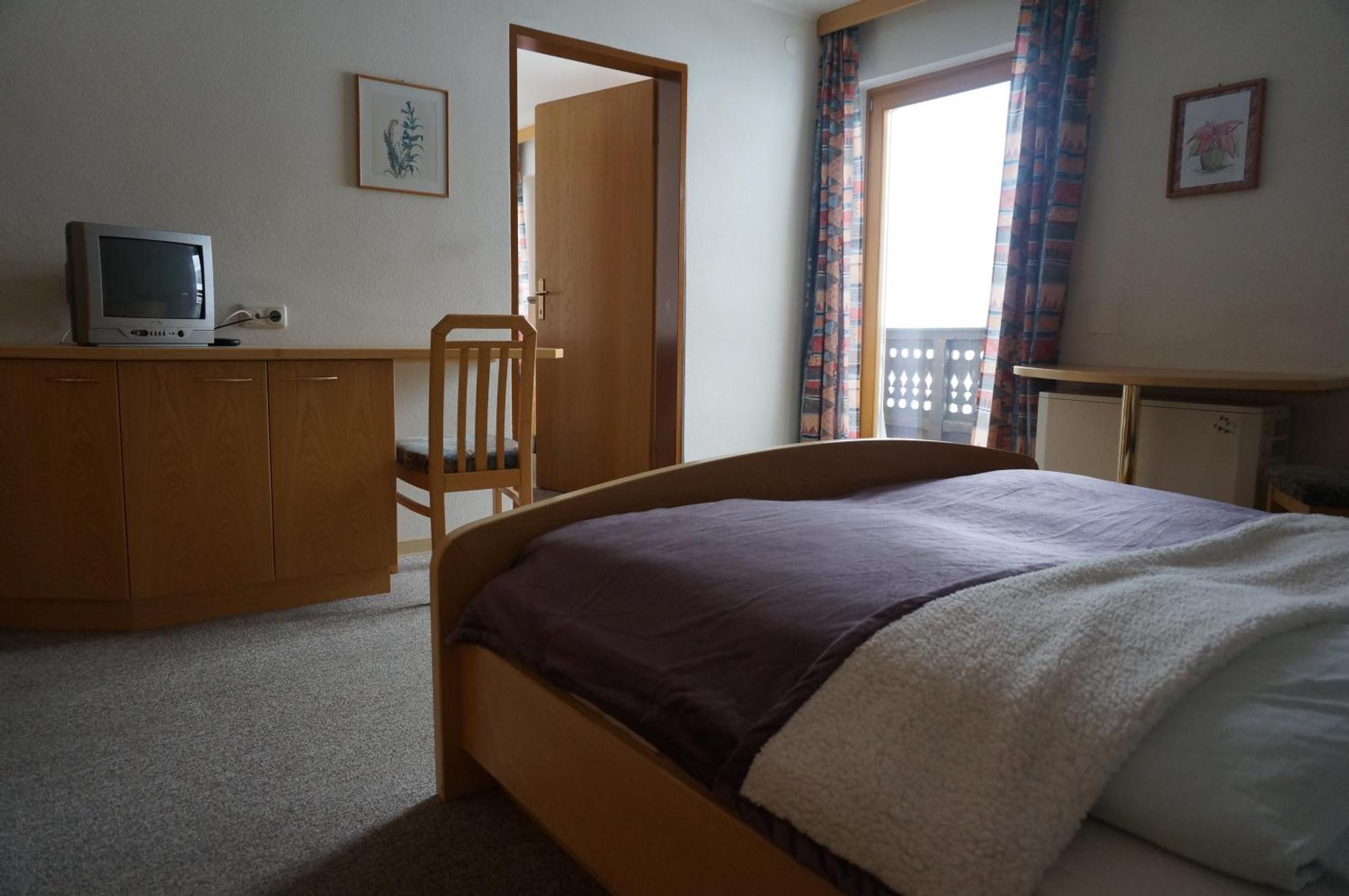 Hotel Gasthof Luggau Maria Luggau Zimmer foto